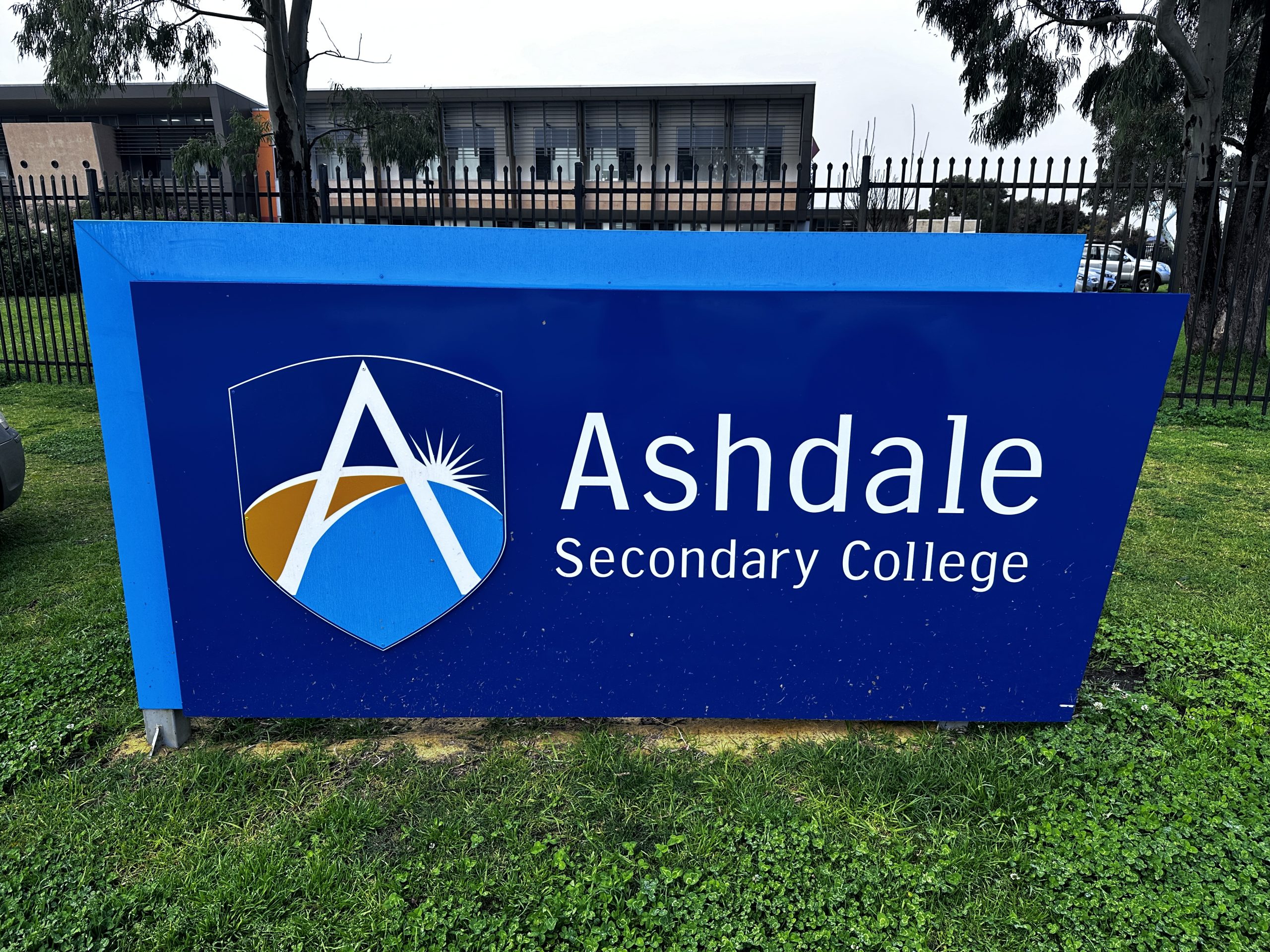 ashdale-school-signage-signup-wa